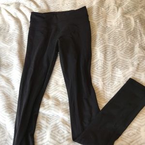 Lululemon straight leg groove